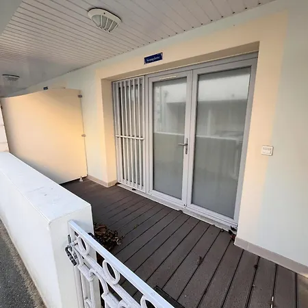 Rdc Avec Terrasse, Piscine Et Parking - Acces Direct Plage Des Sables-d'olonne - Fr-1-197-588 Apartamento *
